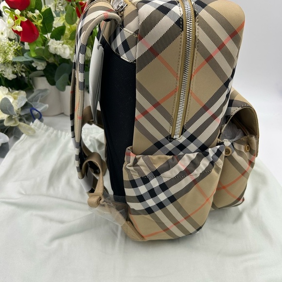 Unisex Burberry vintage check backpack NWT made in Italy main image 10